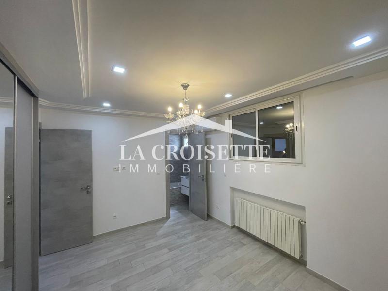 Appartement S+2 avec jardin et piscine à Gammarth
